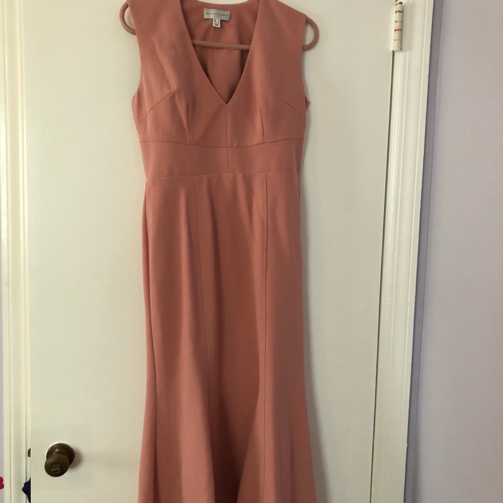 Like New! Great condition elegant and fancy dress